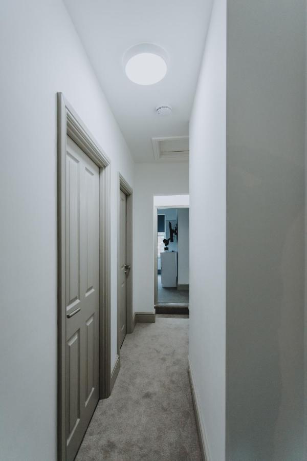 Townhouse House Ideal Contractors In Rugby Exterior photo