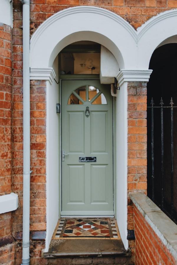 Townhouse House Ideal Contractors In Rugby Exterior photo
